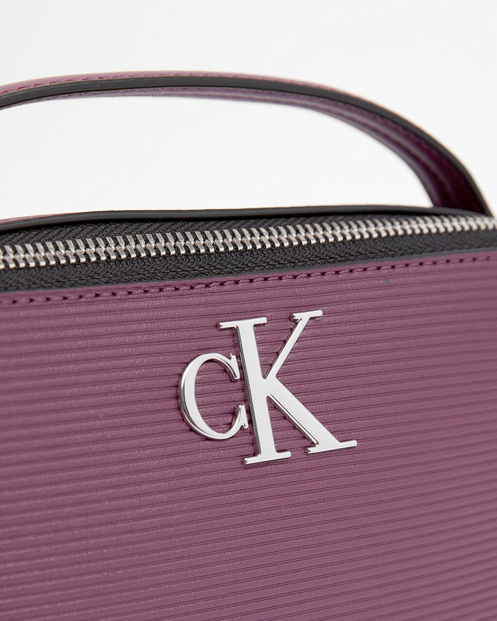Minimal Monogram Camera Bag, AMARANTH, hi-res