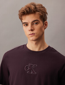 Monogram T-shirt, Passion Plum, hi-res