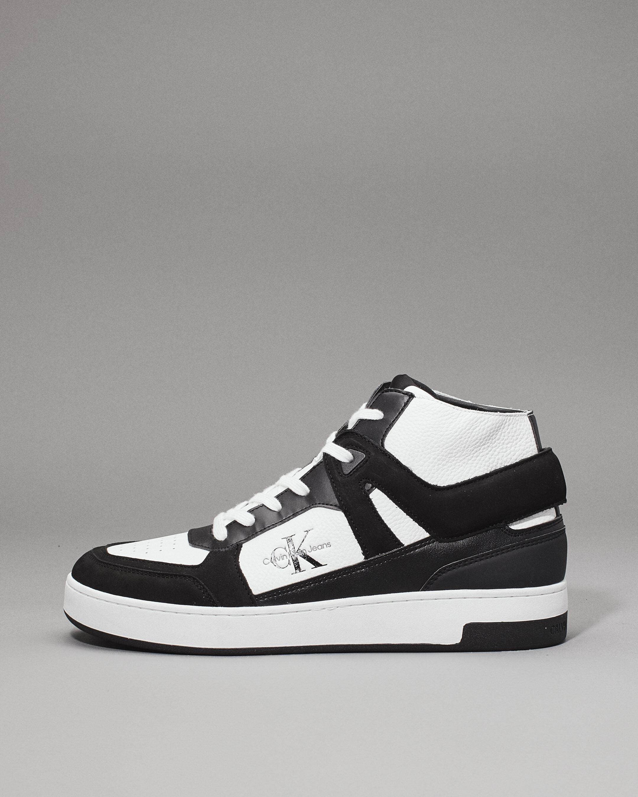 nike shoes black and white high top