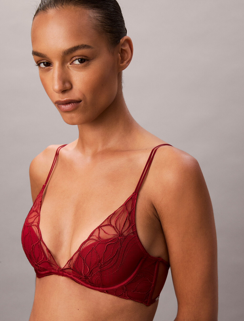 Lightly Lined Plunge Bra - CK Black Floral Lace, Fall Berry, hi-res