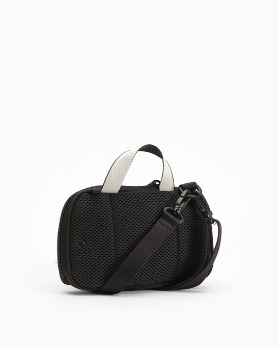 SPORT ESSENTIALS PHONE CROSSBODY BAG