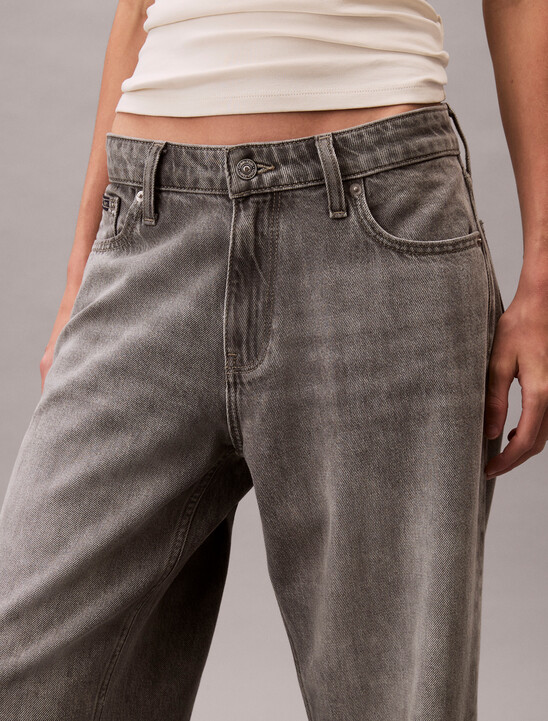 90's Low Rise Baggy Jeans