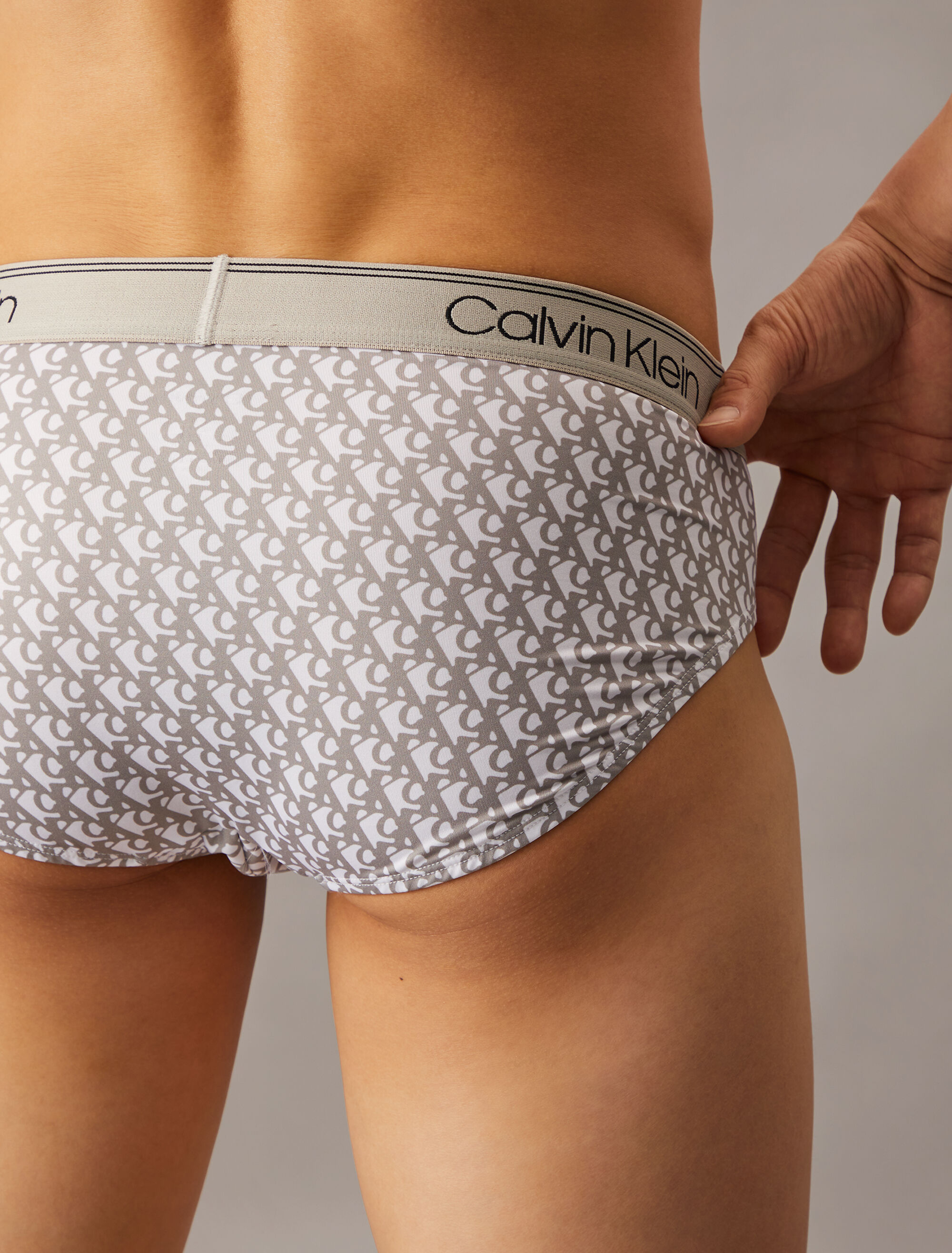 めん　0226 Brushed Microfiber Stretch Low Rise Trunk | grey | Calvin