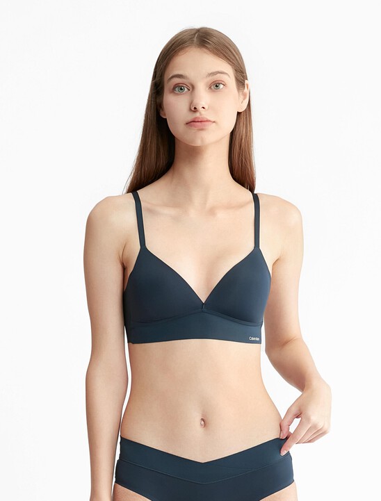 Invisibles Lightly Lined Triangle Bra