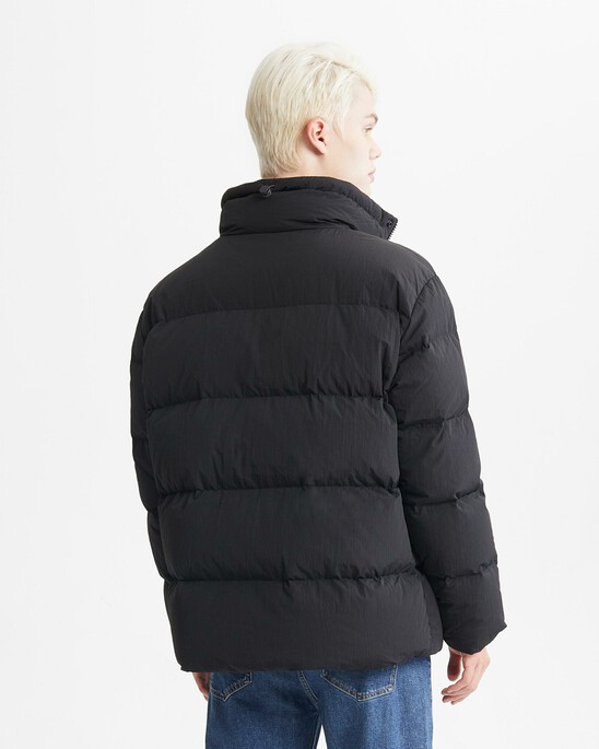 MODERN NEUTRALS 寬鬆羽絨外套