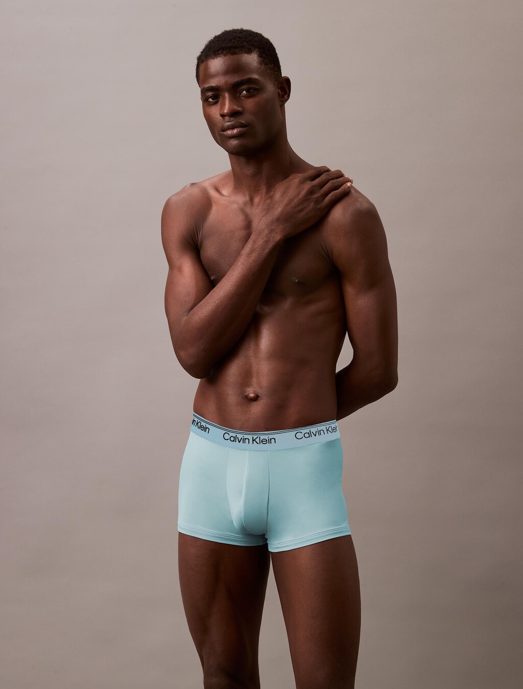 Calvin Klein Logo 低腰貼身短版四角褲 3 件組, GLACIER/PLUSH MONOGRAM+ASH/STERLING BLUE, hi-res