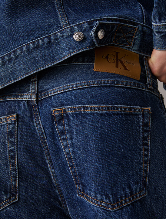 90's Straight Jeans