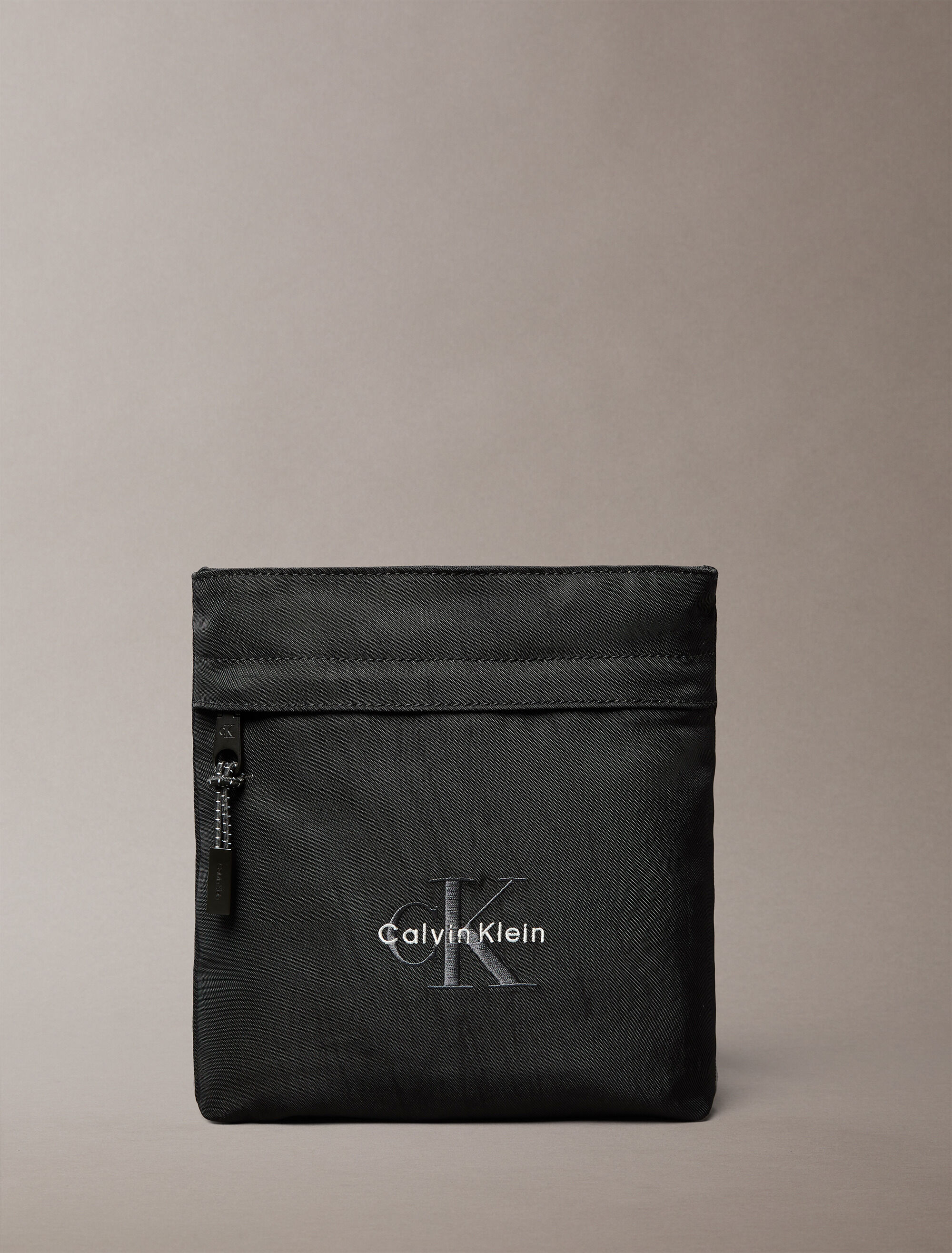 Crossbody Bags | Calvin Klein Hong Kong Crossbody Bags | Calvin Klein Hong Kong
