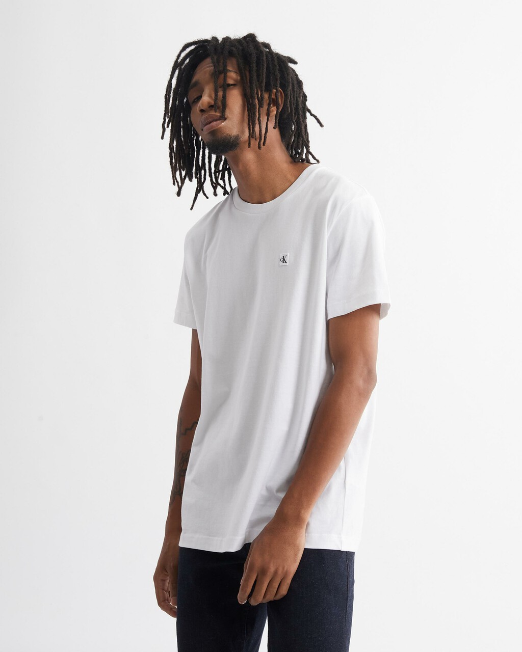 CK BADGE REGULAR TEE, Bright White, hi-res