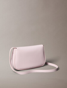 Monogram 標誌飾牌相機包, Cradle Pink, hi-res