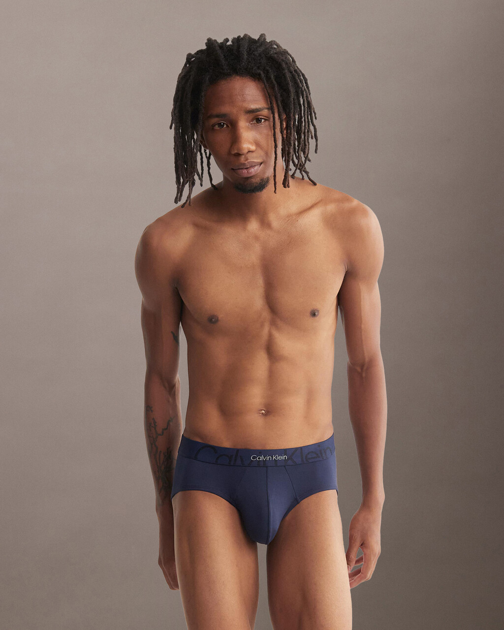 Introducir 56+ imagen calvin klein icon brief