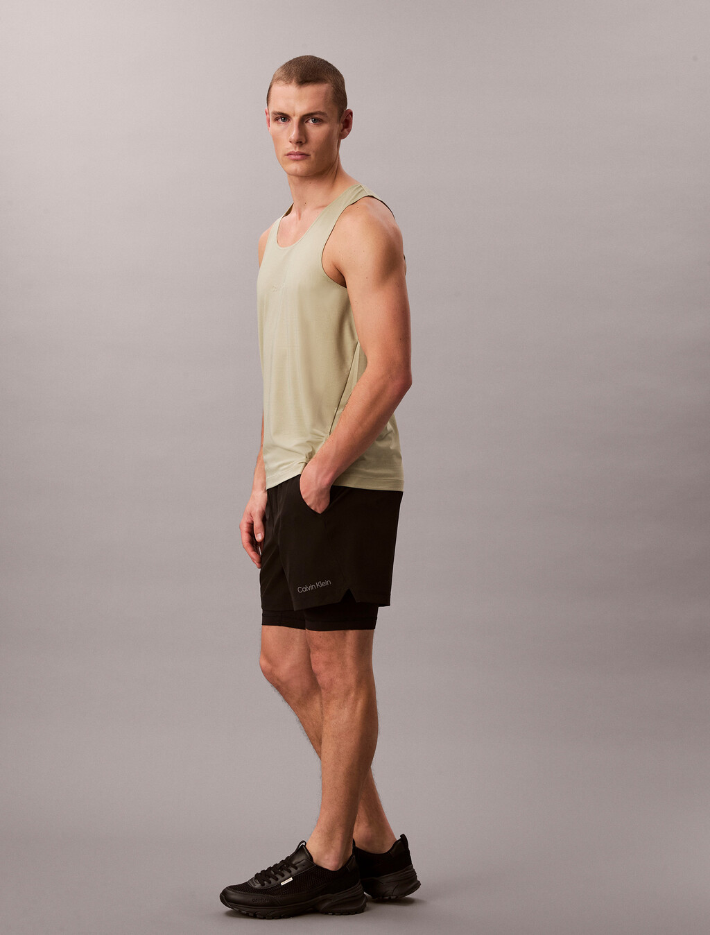 Water-Repellent 2-in-1 Gym Shorts, Black, hi-res