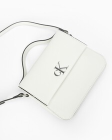 MINIMAL MONOGRAM BOXY BAG, IVORY, hi-res
