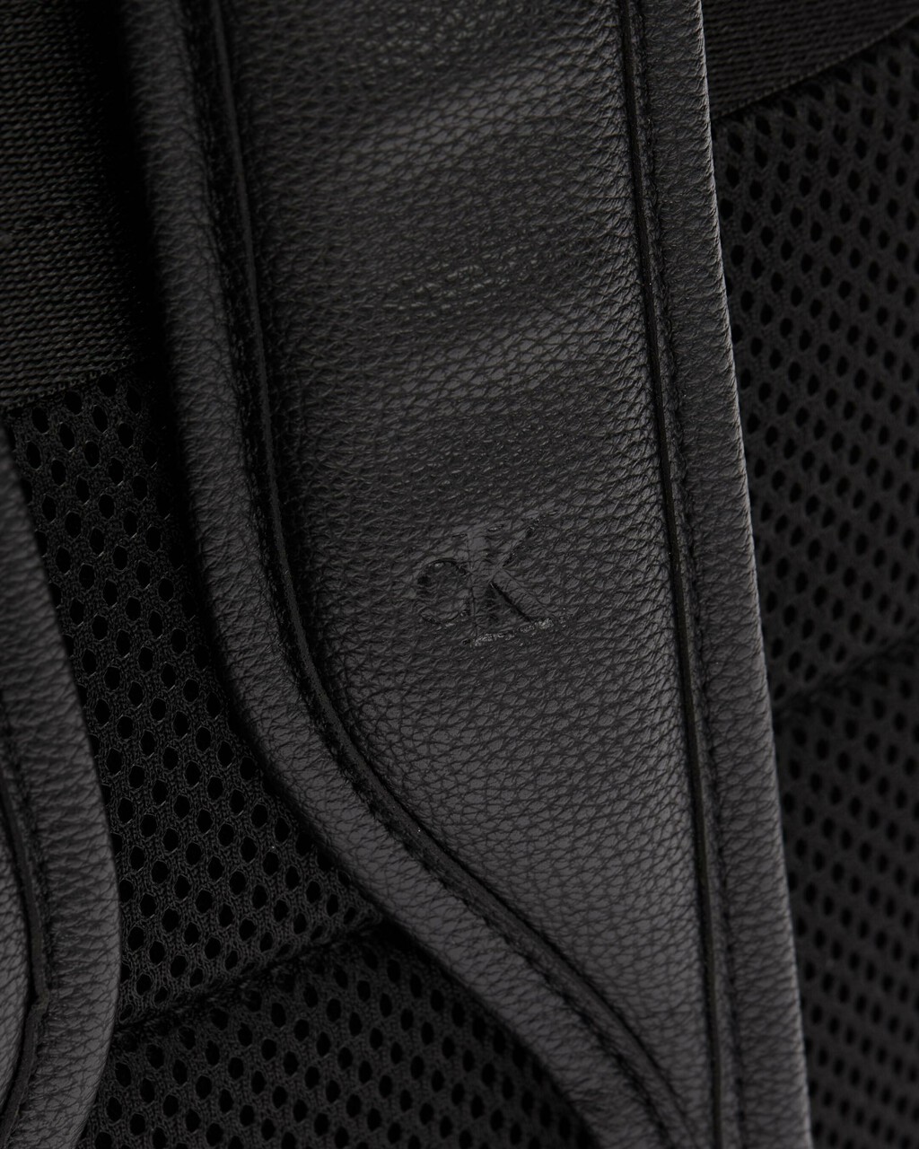 TEXTURED CAMPUS BACKPACK 43 CM, BLACK, hi-res