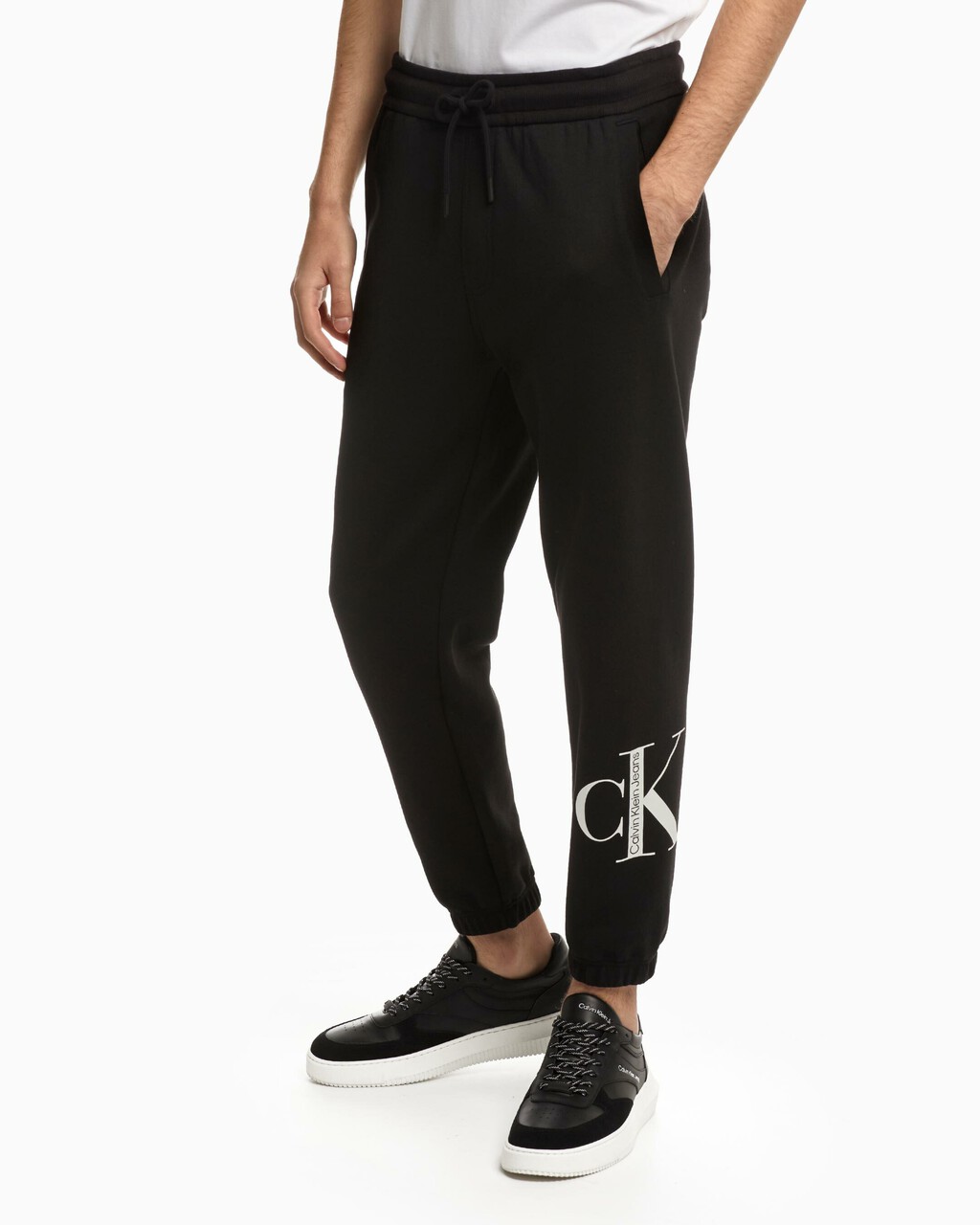 BLACK ARCHIVAL SWEATPANTS