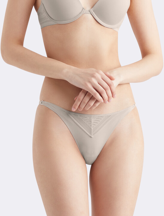 Sculpt Lace 高衩丁字褲