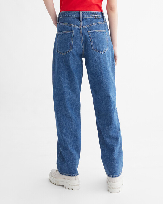 SUSTAINABLE 90'S STRAIGHT JEANS