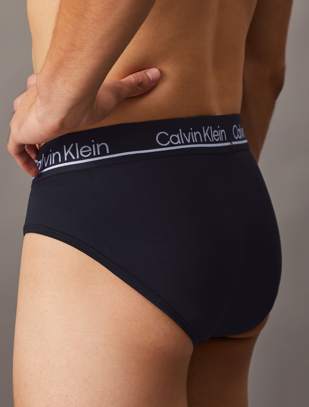 3 件套組 CK Micro Plus 低腰三角內褲, BLACK, hi-res