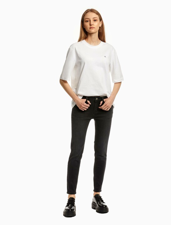 Core Black Body Ankle Jeans