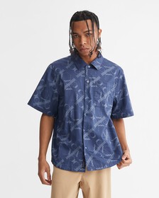 PREMIUM MONOGRAM RELAXED SHIRT, AEGEAN SEA, hi-res