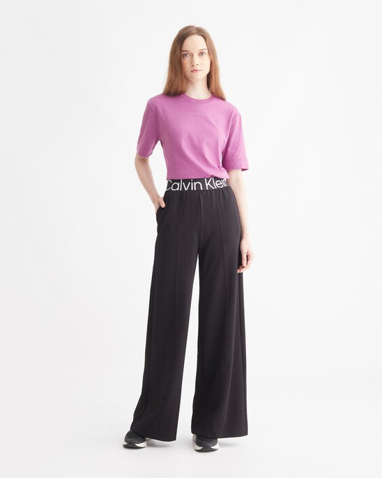 ESSENTIALS RELAXED TEE