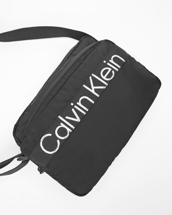 CALVIN KLEIN SPORT CAMERA BAG
