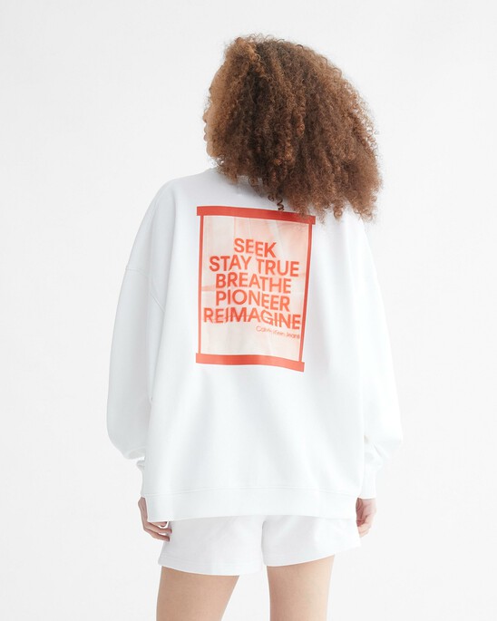 HYBRID COMFORT BACK SLOGAN SWEATSHIRT