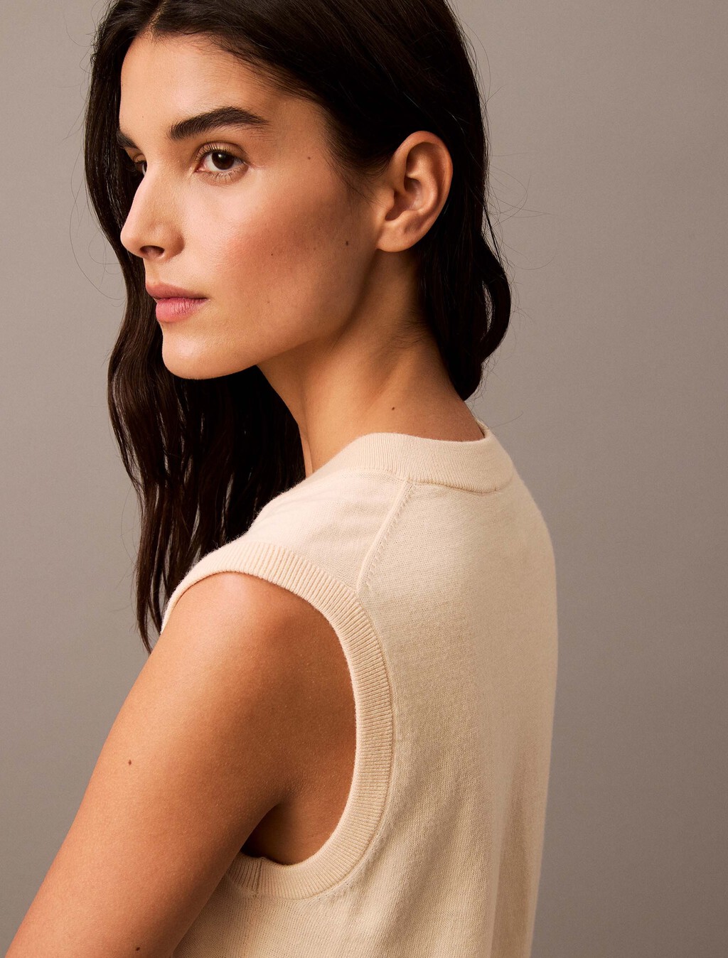 Merino V Neck Shrunken Vest, Linen, hi-res