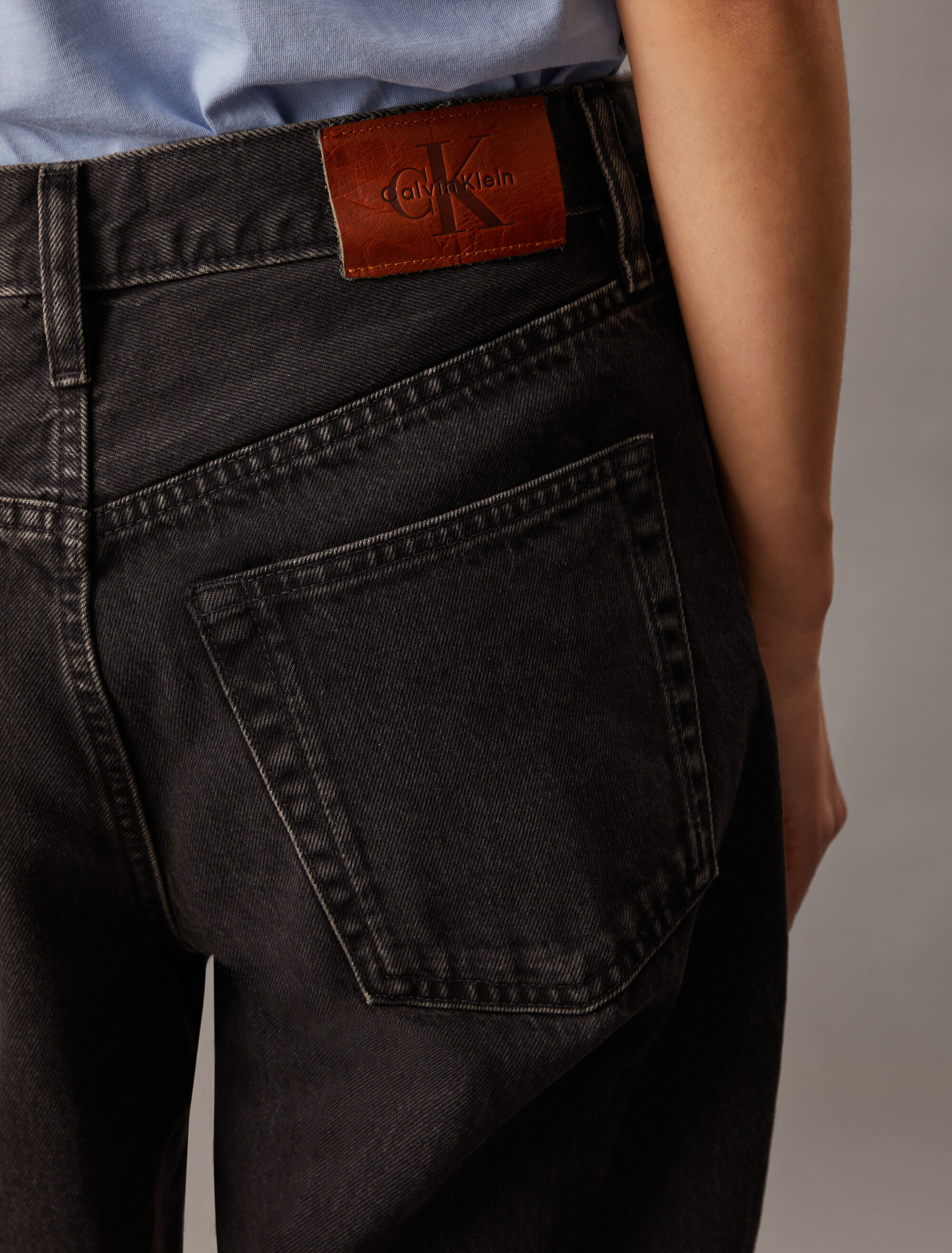 90's Loose Jeans | black | Calvin Klein Hong Kong