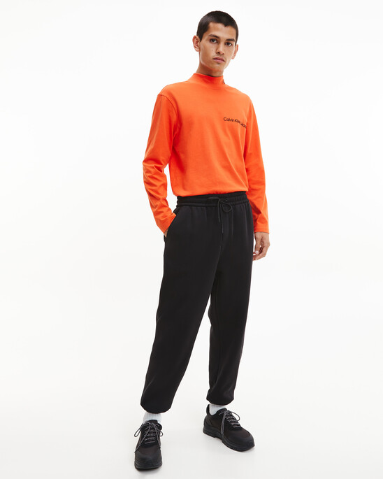 RELAXED LONG SLEEVE T-SHIRT