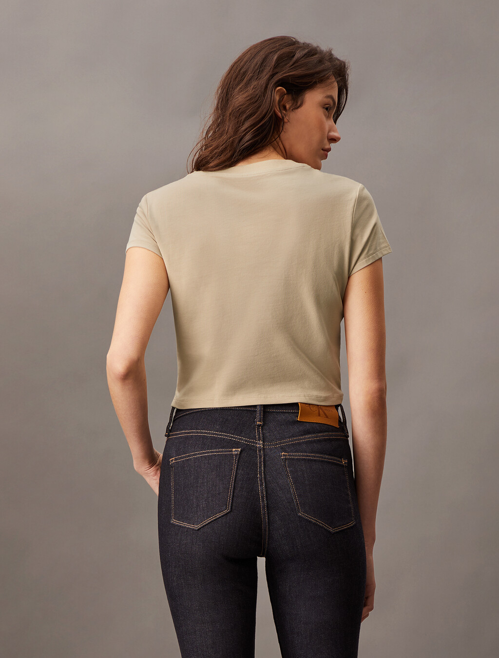 經典標誌貼身 T 恤, White Pepper, hi-res