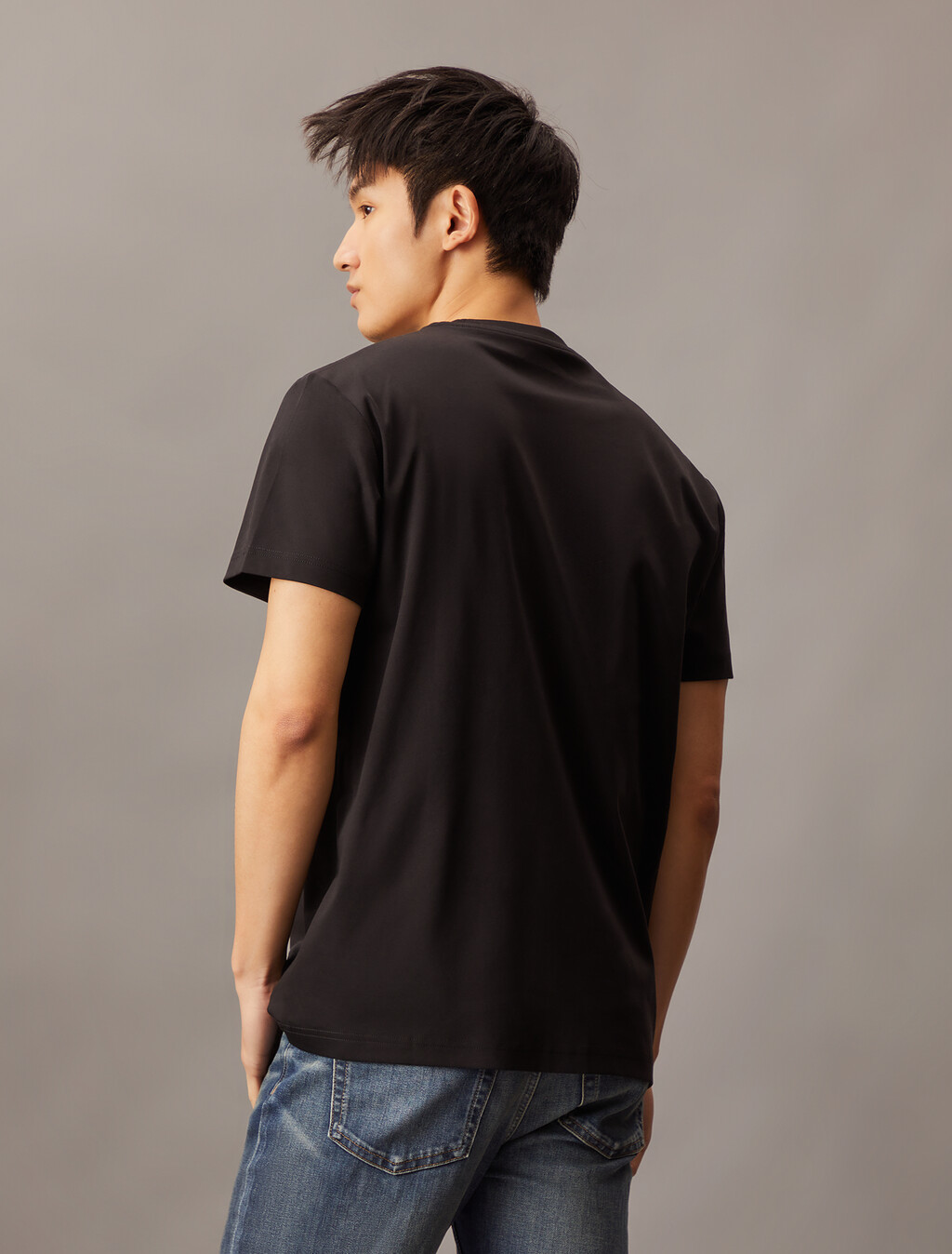 Calvin Klein 模糊效果標誌修身 T 恤, Black, hi-res