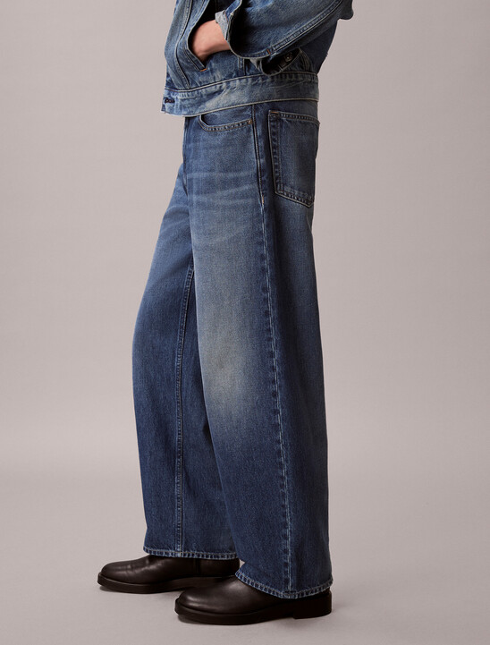 Barrel Fit Jeans