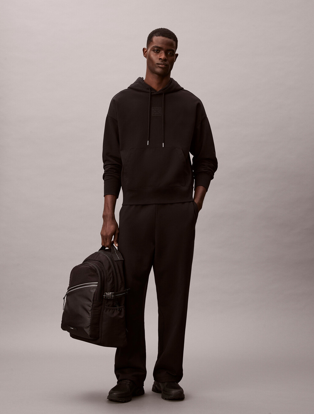 條紋工裝拉鍊圓頂背囊, Black, hi-res