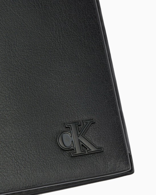 LOGO HARDWARE LONG BILLFOLD WALLET