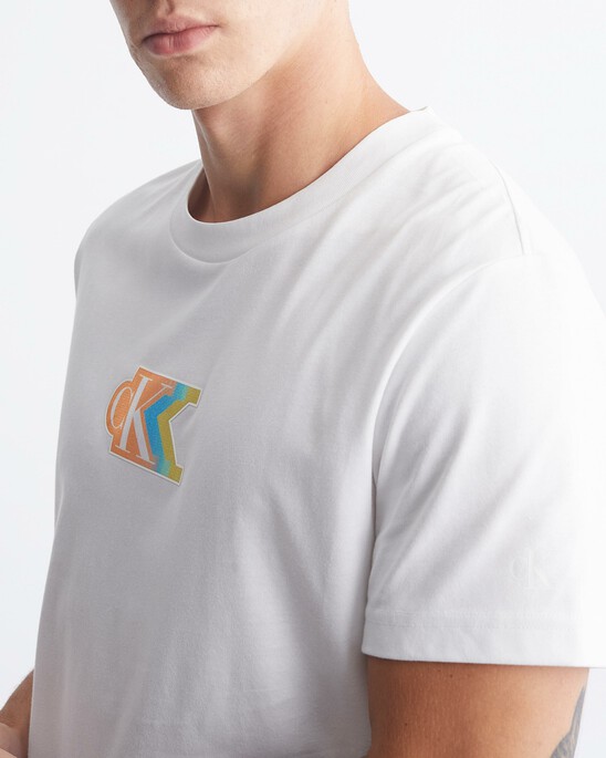 37.5 Unisex Gradient Logo Tee