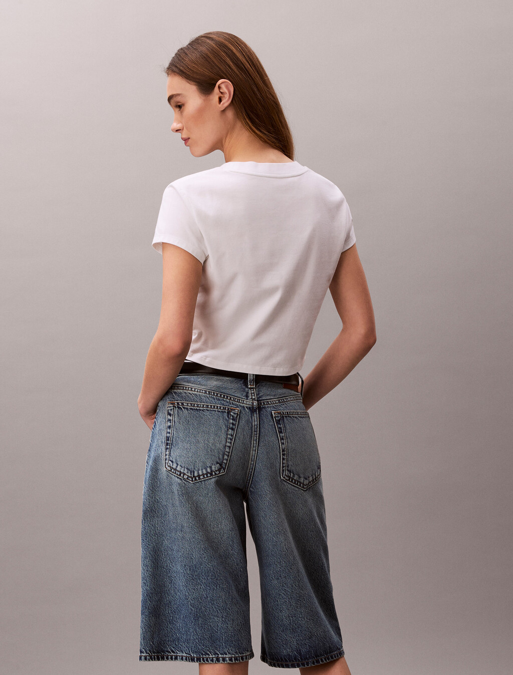 經典標誌貼身 T 恤, Bright White, hi-res