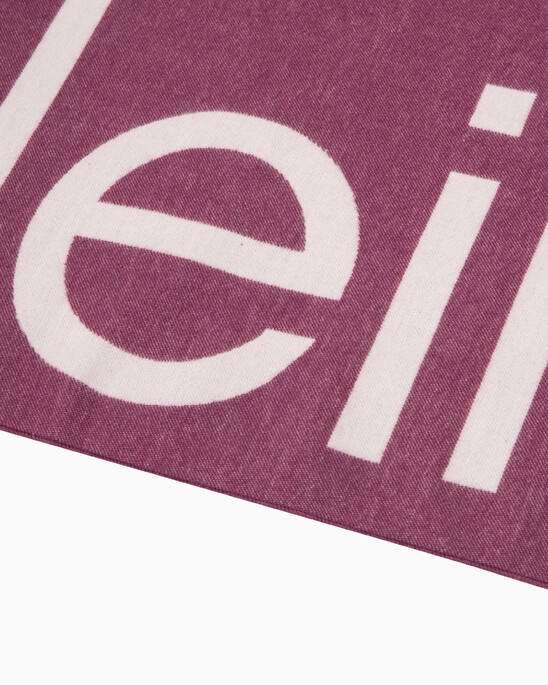 Logo Scarf