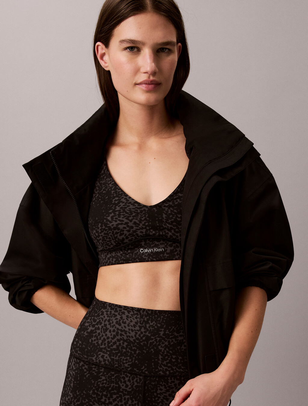 Quick-Dry Medium-Impact Sports Bra, 21040 TIDAL ANIMAL BLACK, hi-res