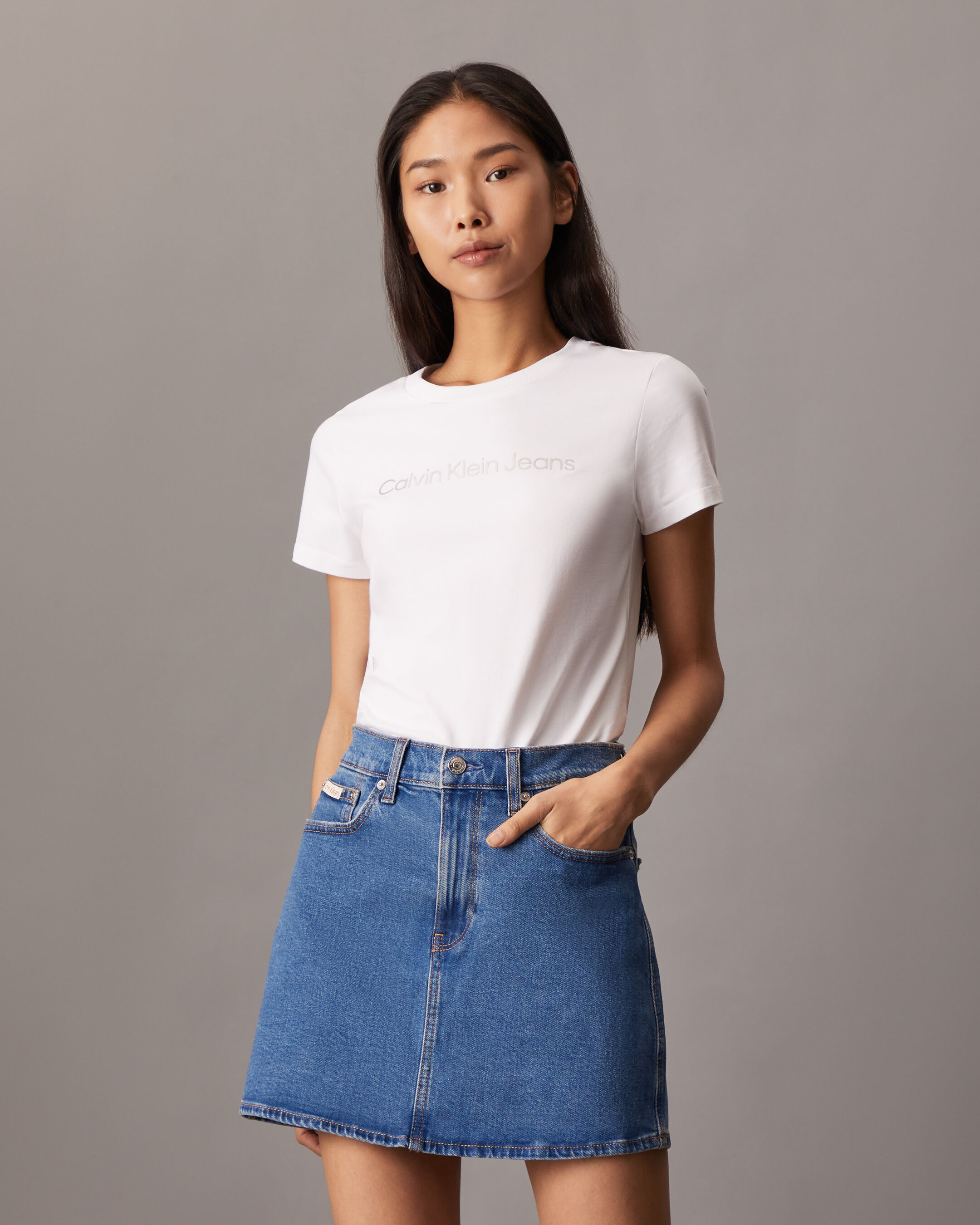 Institutional Logo Slim Tee natural Calvin Klein Hong Kong