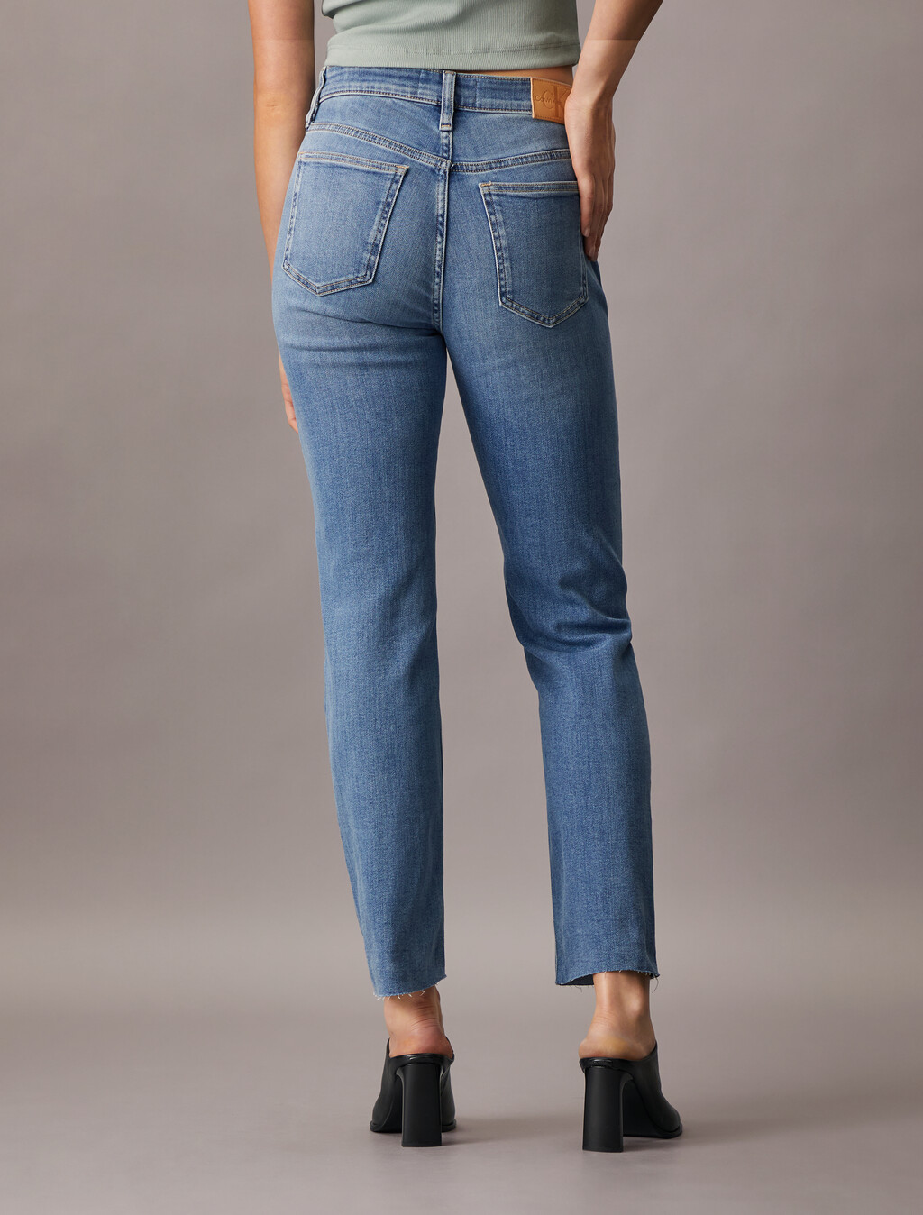 義大利高腰修身磨邊牛仔褲, Denim Medium, hi-res
