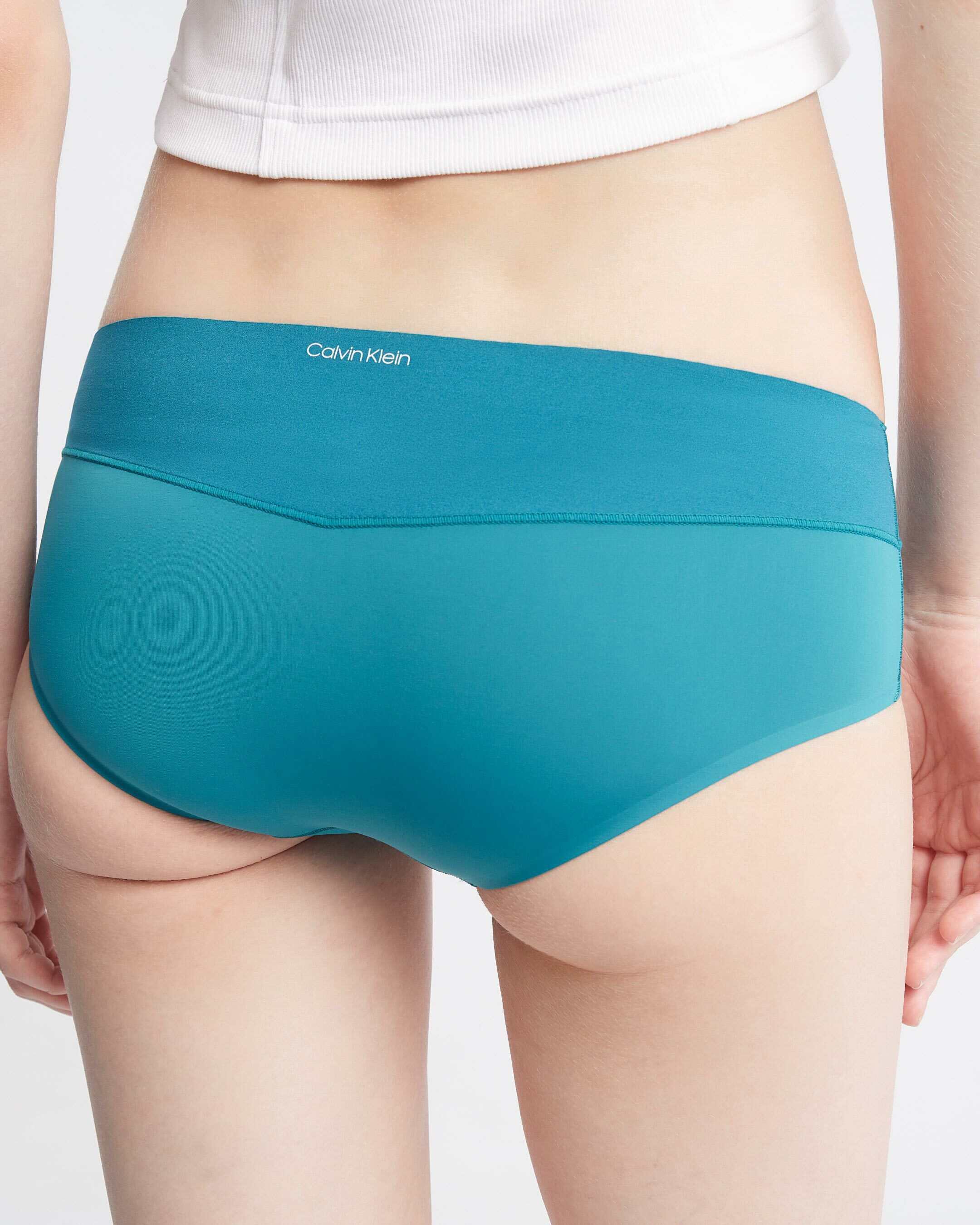 Invisibles Hipster Shaded Spruce Calvin Klein Hong Kong