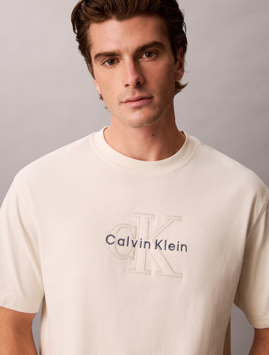Relaxed Logo Appliqu&eacute; T-shirt