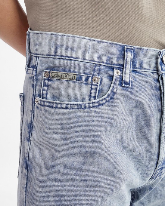 STANDARD STRAIGHT MINERAL WASH JEANS