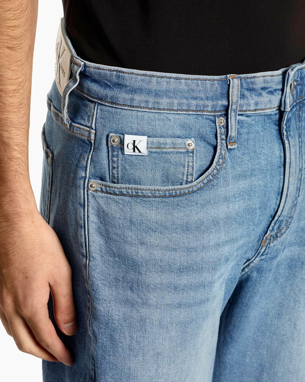 90S STRAIGHT DENIM SHORTS, Light Blue, hi-res