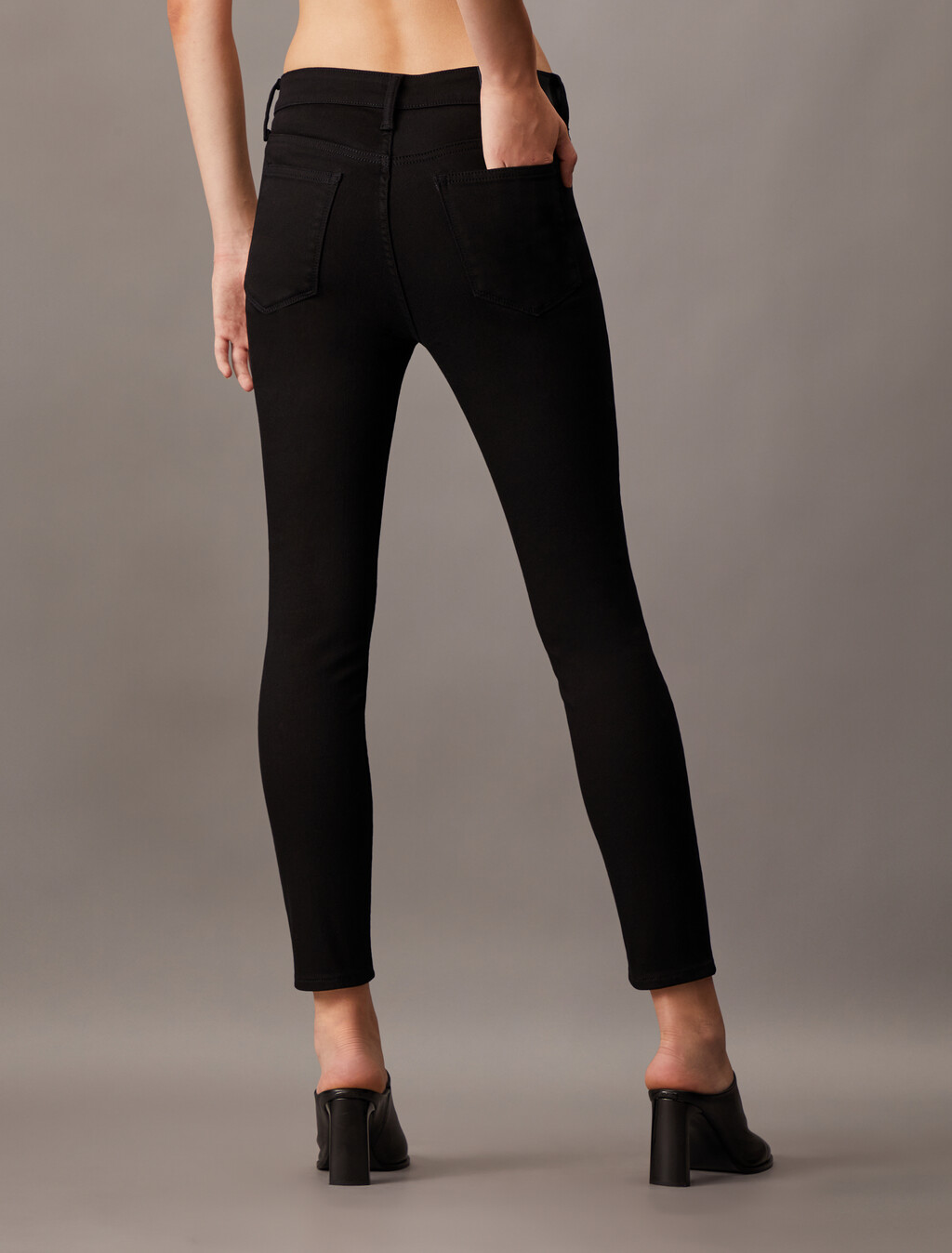 Forever Stretch Black 黑色高腰緊身九分牛仔褲, Denim Black, hi-res