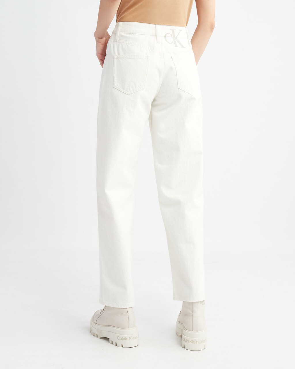 90 年代直筒MODERN NEUTRALS 白色牛仔褲, Neutral Back Embro, hi-res