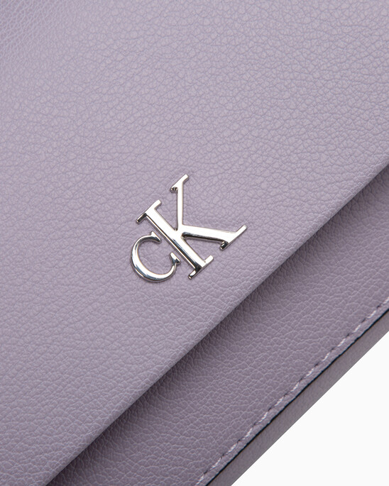 Ckj Minimal Monogram 斜揹銀包