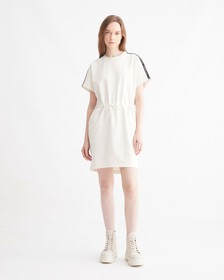 RECONSIDERED 標誌飾帶 T 裇連身裙, IVORY, hi-res