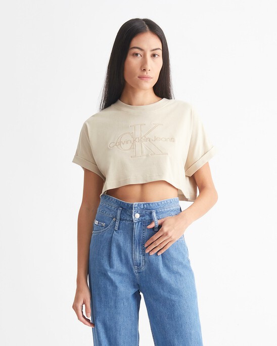 ICONIC UTILITY MONOLOGO CROPPED TEE